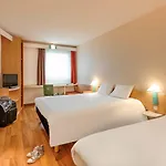 Ibis Frankfurt Airport Hotel 3*