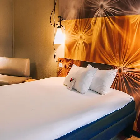 Hotel Ibis Frankfurt Airport 2*