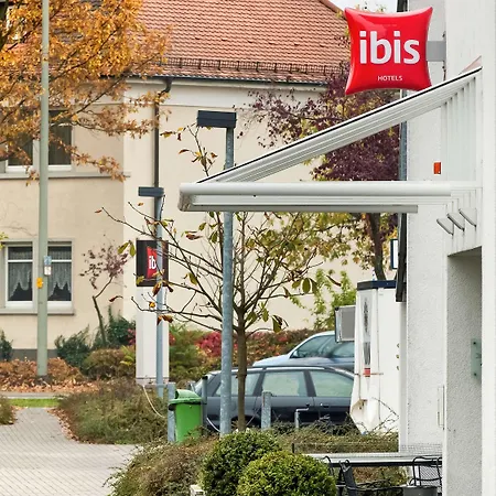 Ibis Frankfurt Airport Hotel 3*