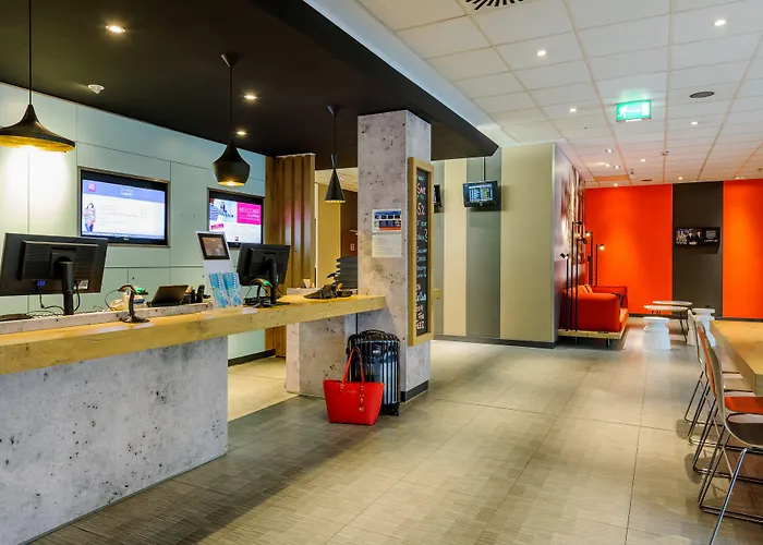 Ibis Frankfurt Airport 3*