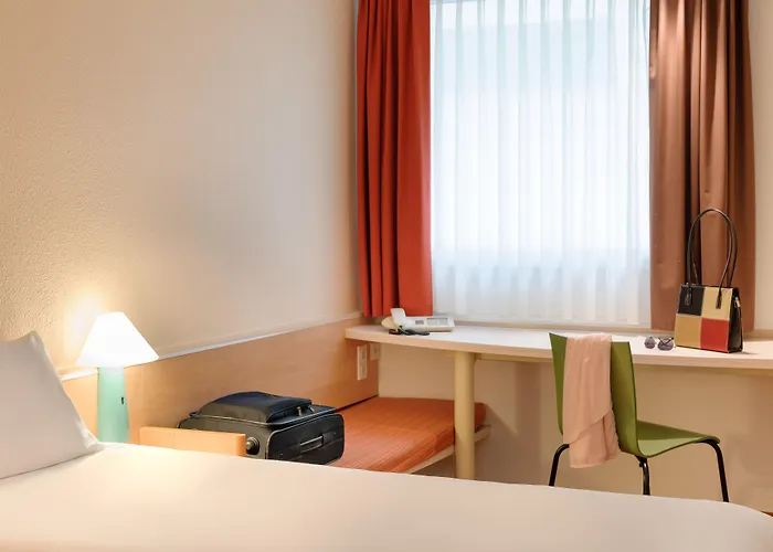 Ibis Frankfurt Airport 3*