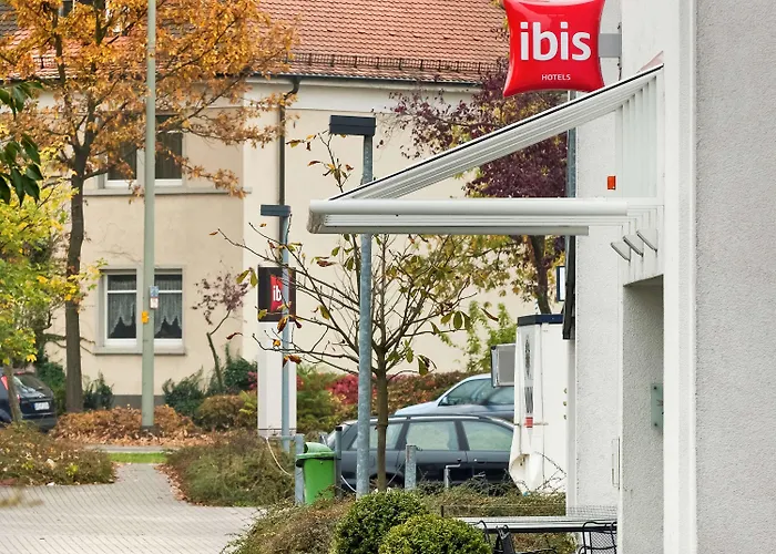 Ibis Frankfurt Airport Hotel 3*