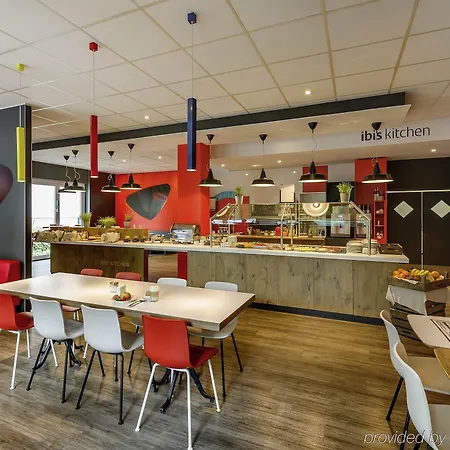 Ibis Frankfurt Airport 2*